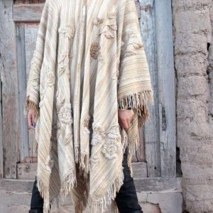 PONCHO DE VICUÑA V107 HILADO MEDIANO, BORDADO – SOLO POR PEDIDO