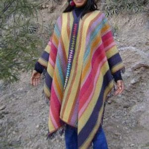 PONCHO DE OVEJA O513 RECREACIÓN ALTOPERUANO – SOLO POR PEDIDO