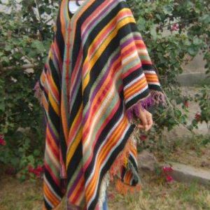 PONCHO DE OVEJA O542 RECREACIÓN ALTO PERUANO – SOLO POR PEDIDO