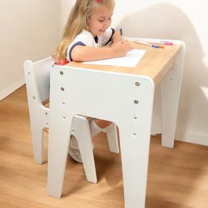 Escritorio con silla
