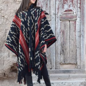 PONCHO ATADO A126 – UN PAÑO TRAMA FINA, URDIMBRE FINA