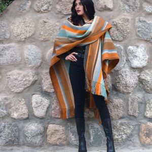 RUANA DE OVEJA R005 – DISPONIBLE