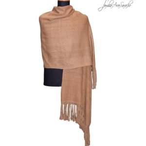 Chal de Vicuña V661 «Familia Avar Saracho»