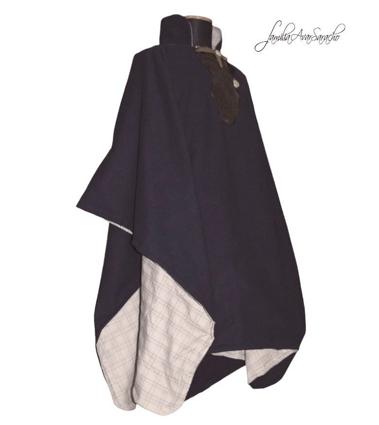 RÉPLICA PONCHO/CAPA DEL GRAL. JOSÉ DE SAN MARTÍN «FAMILIA AVAR SARACHO» – DISPONIBLE - Imagen 3