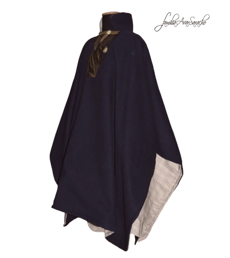 RÉPLICA PONCHO/CAPA DEL GRAL. JOSÉ DE SAN MARTÍN «FAMILIA AVAR SARACHO» – DISPONIBLE - Imagen 4