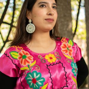 Blusa Rosa con Bordados
