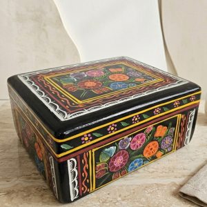Caja de Olinalá Grande