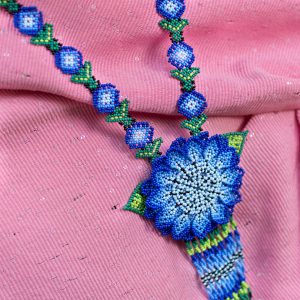 Collar De Flor Azul Arte Huichol