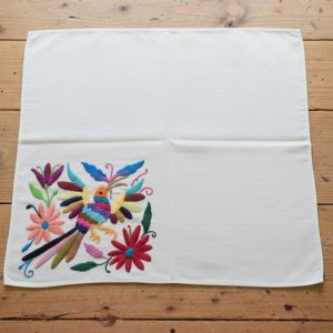 Servilleta Bordada de Manta Blanca